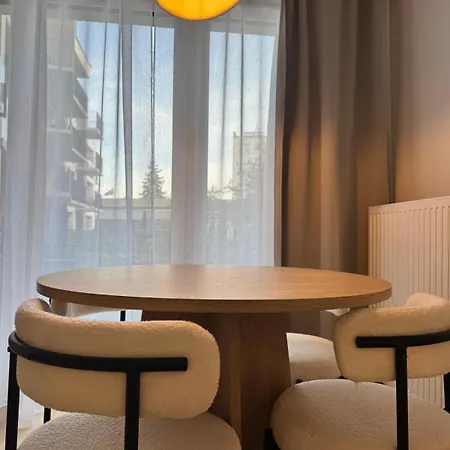 Apartament Lobzow *